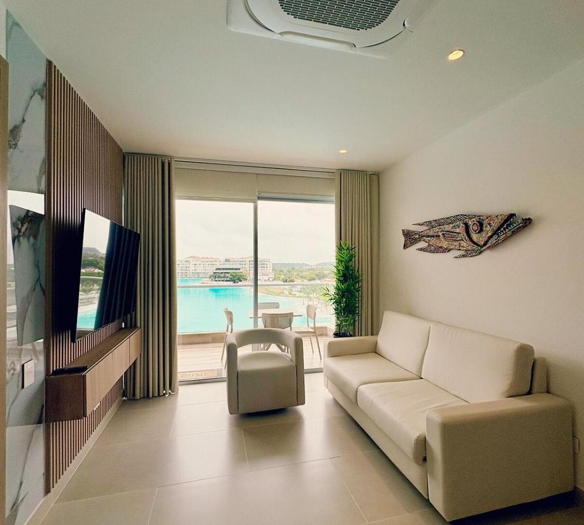 Entre Laguna Y Playa Tu Escapada Exclusiva En Baía Kristal Cartagena